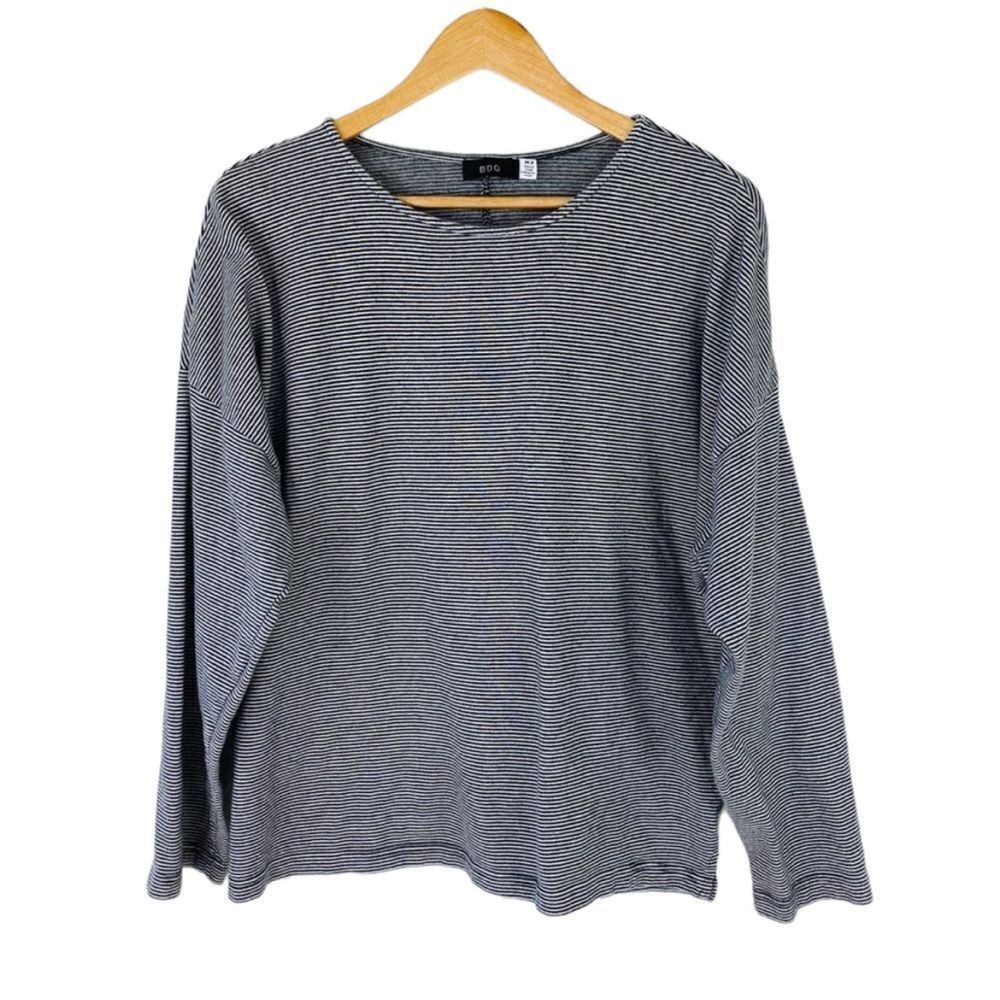 BDG Urban Outfitters navy stripe top medium